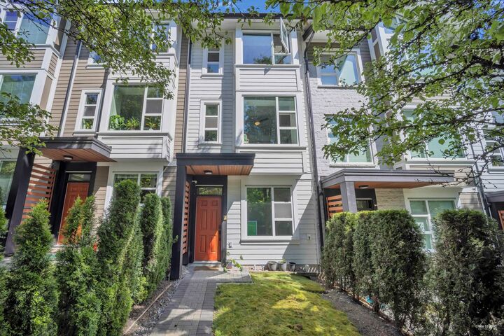 1299 Coast Meridian Road 33 — photo 1