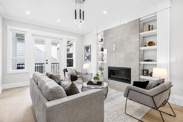 Property Photo: 16723 25A Avenue BC V3Z 0B1