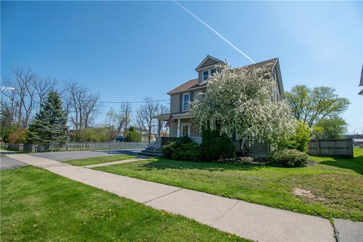 Property Photo:  29 Carter Road  NY 14456 