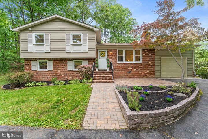 Property Photo:  214 Braehead Drive  VA 22401 