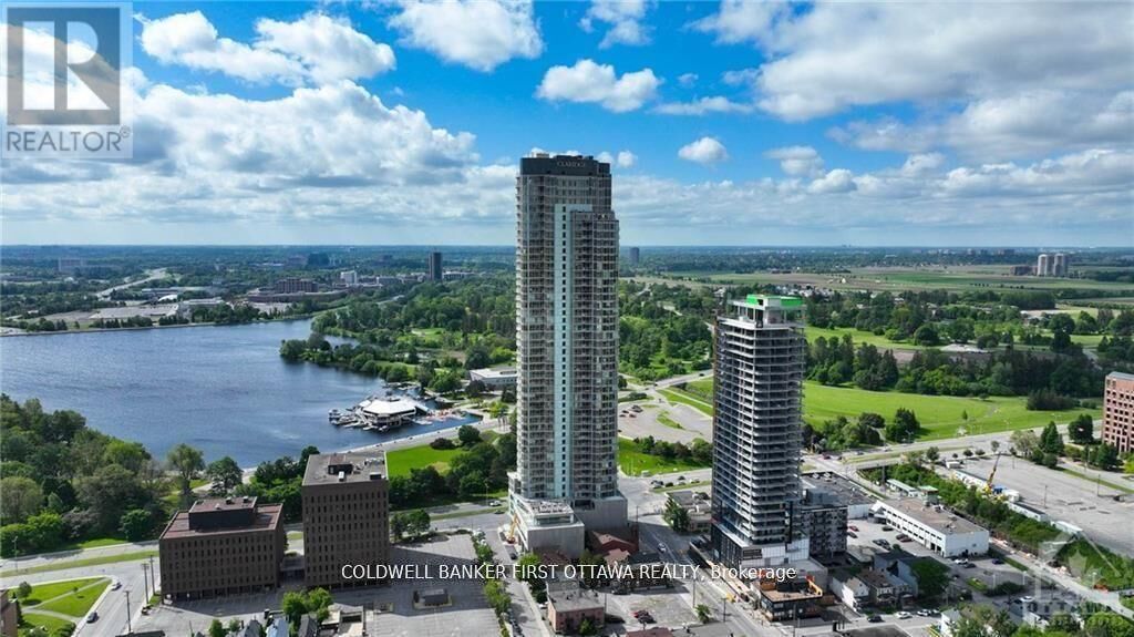 Property Photo:  805 Carling Avenue 3208  ON K1S 5W9 