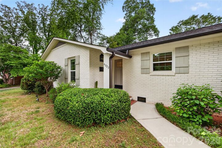 Property Photo:  4023 Firethorne Road  NC 28205 