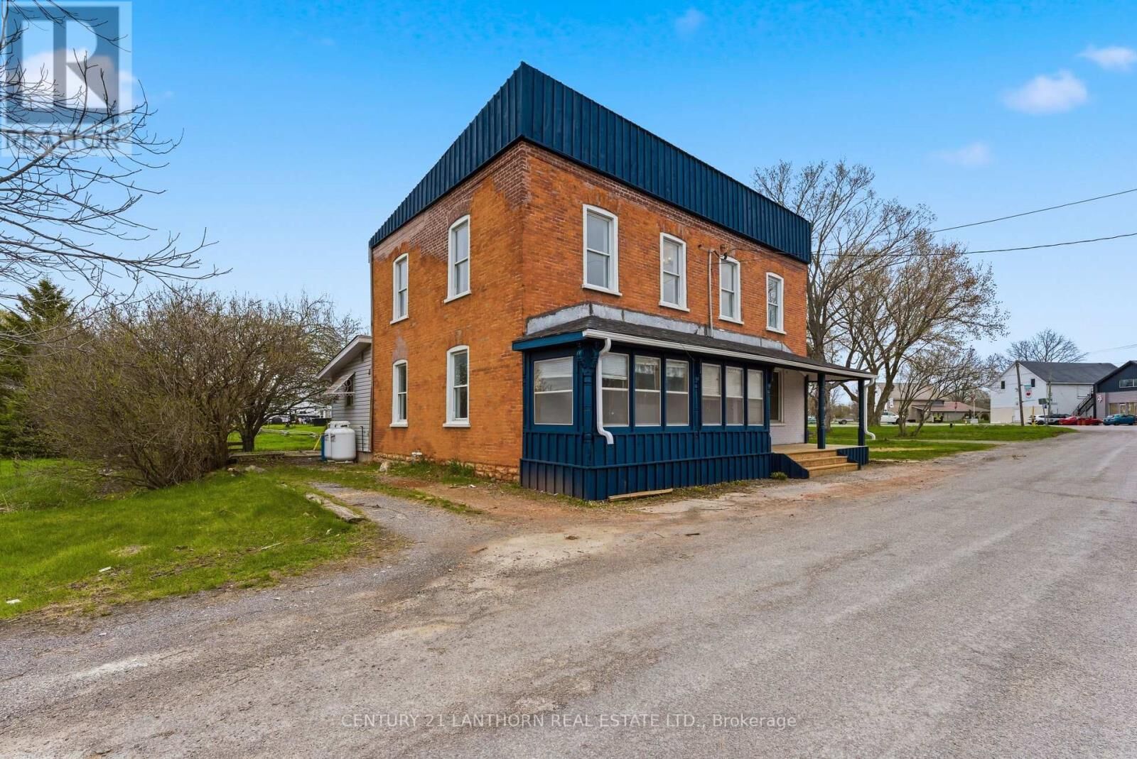 Property Photo: 16 Store Street ON K0K 1T0