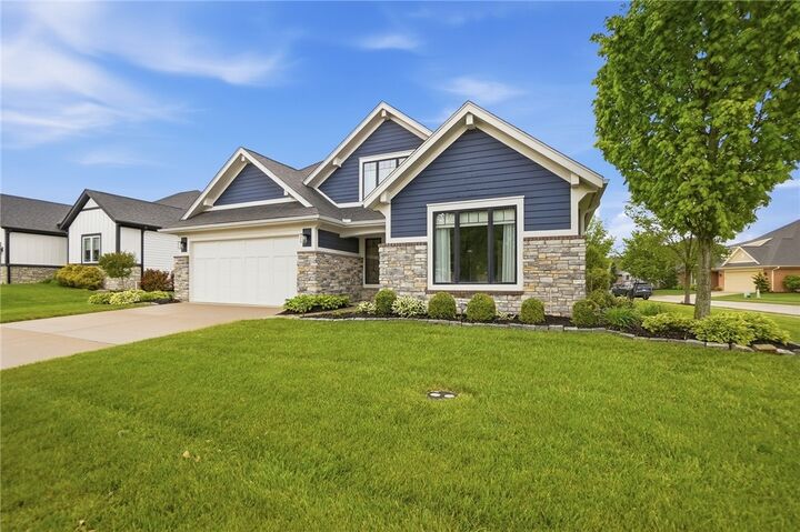 Property Photo:  1374 Highland Lane  OH 45385 