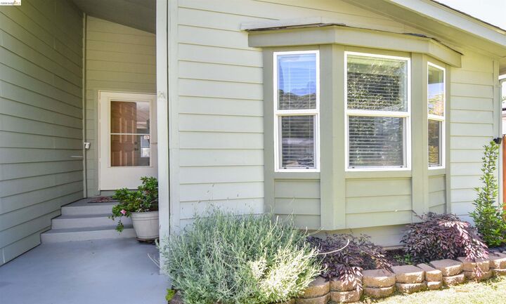 Property Photo:  18598 Vista Dr  CA 95327 