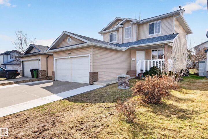 Property Photo: 19019 49 Avenue NW AB T6M 2T9