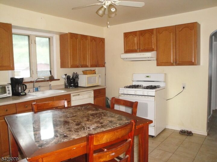 Property Photo:  290 Central Ave  NJ 07508 