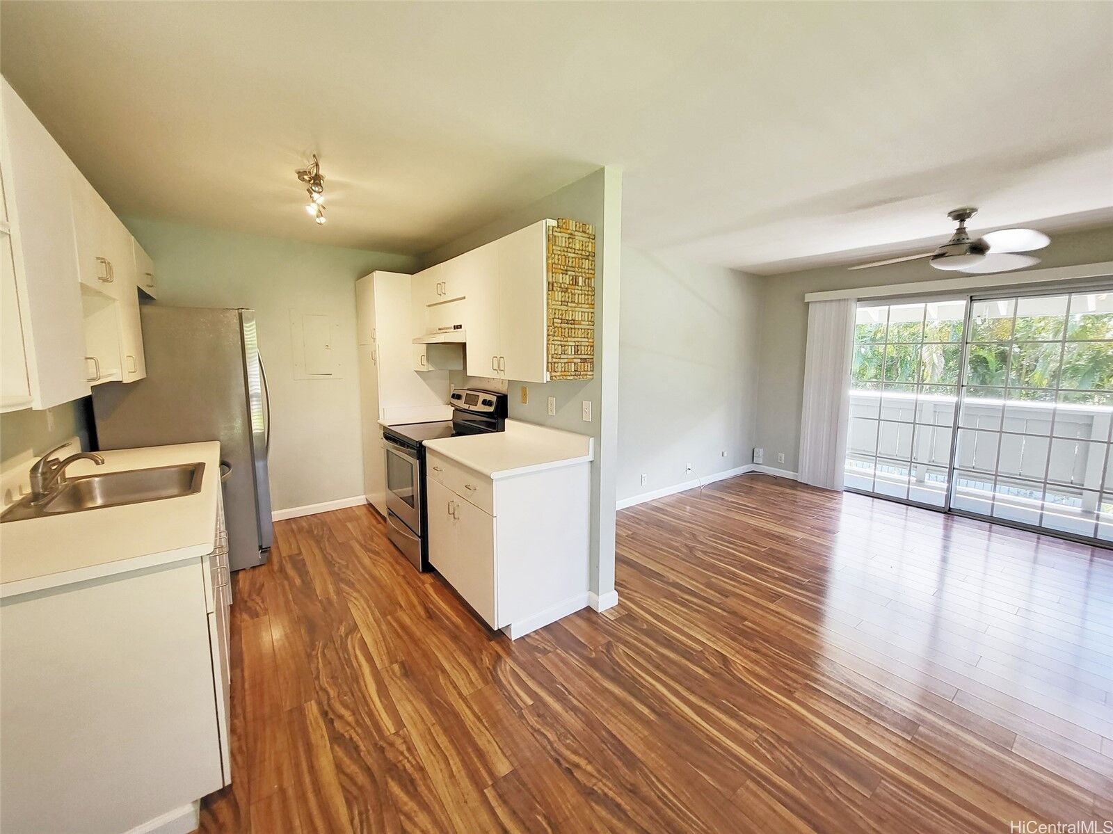 Property Photo:  46-1018 Emepela Way 21R  HI 96744 