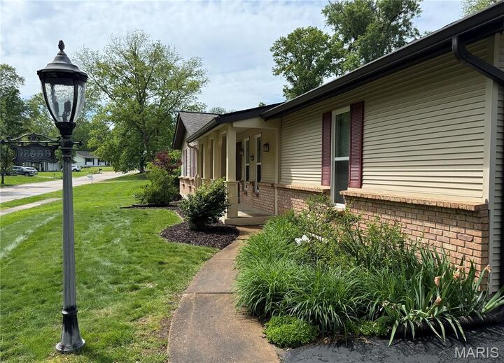 Property Photo:  12995 Ambois Drive  MO 63141 