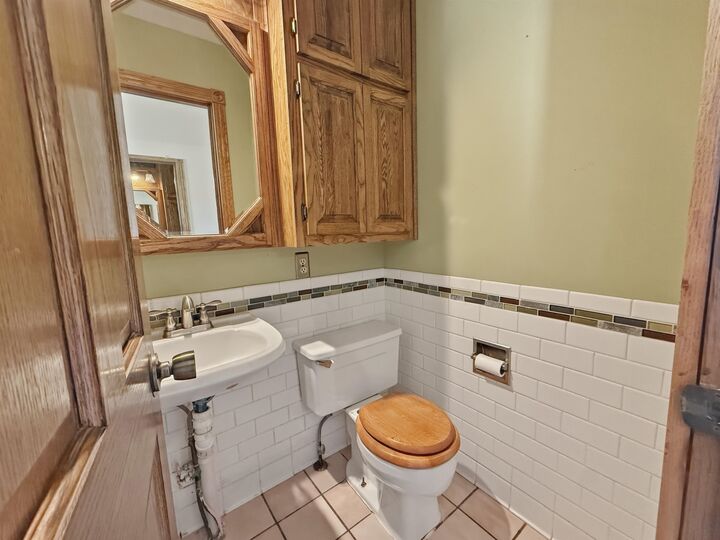 Property Photo:  12 Glacial Ct  ND 58703 