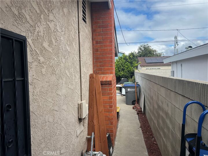 Property Photo:  20002 Tajauta  CA 90746 