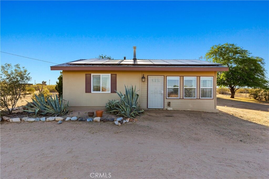 Property Photo:  1040 Jackalope Avenue  CA 92252 