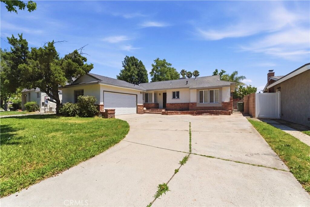 Property Photo:  10944 Haskell Avenue  CA 91344 
