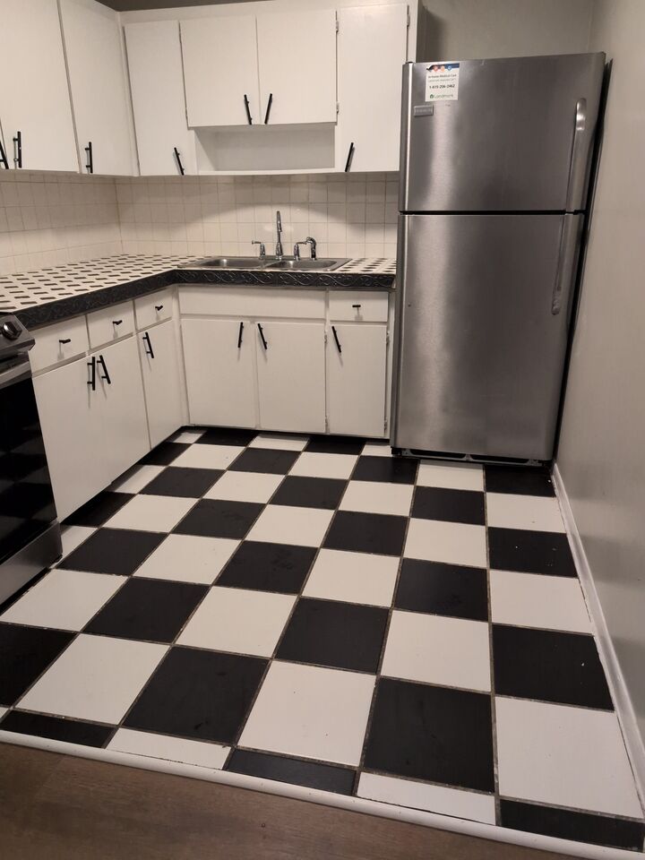 Property Photo:  441 Harding Pl B2  TN 37211 