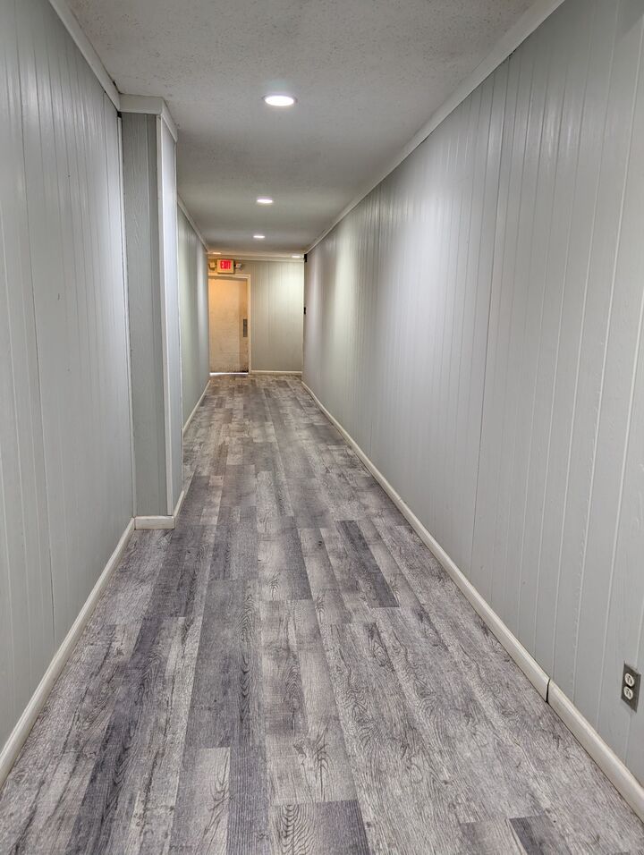 Property Photo:  441 Harding Pl B2  TN 37211 