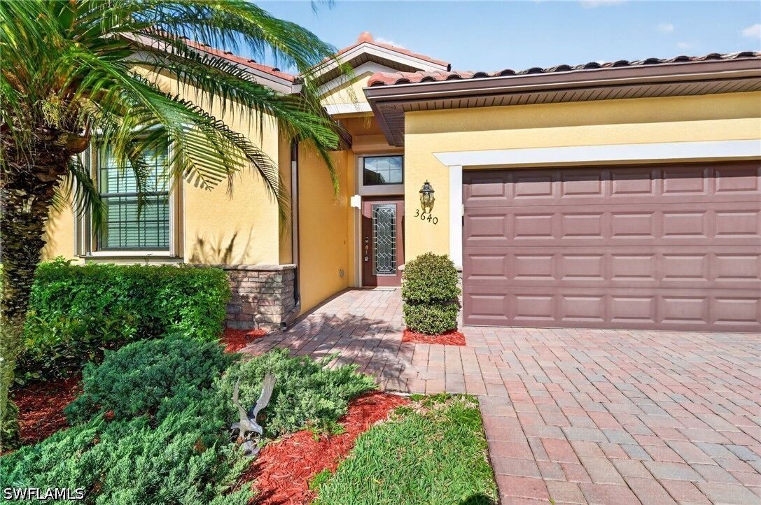 Property Photo:  3640 Treasure Cove Circle  FL 34114 