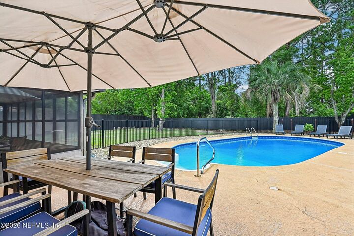 Property Photo:  2459 Charwood Court  FL 32065 