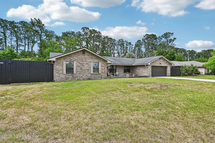 Property Photo:  2459 Charwood Court  FL 32065 