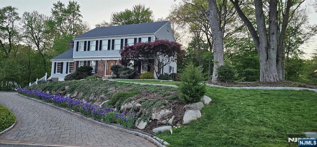 Property Photo:  309 Paul Court  NJ 07481 