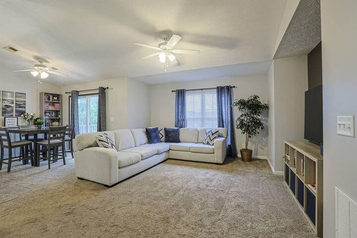 Property Photo:  927 Summitridge Lane  KY 41018 