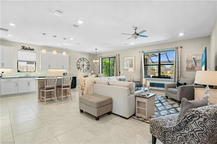 Property Photo:  2077 Hamlin St  FL 34120 
