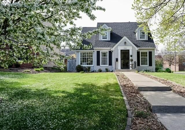 Property Photo:  1902 Pinehurst Avenue  MN 55116 