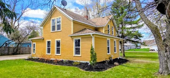 Property Photo:  920 5th Avenue E  MN 56308 