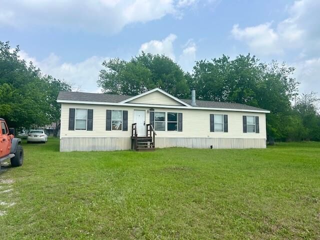 Property Photo:  407 S Herman Street  TX 76667 