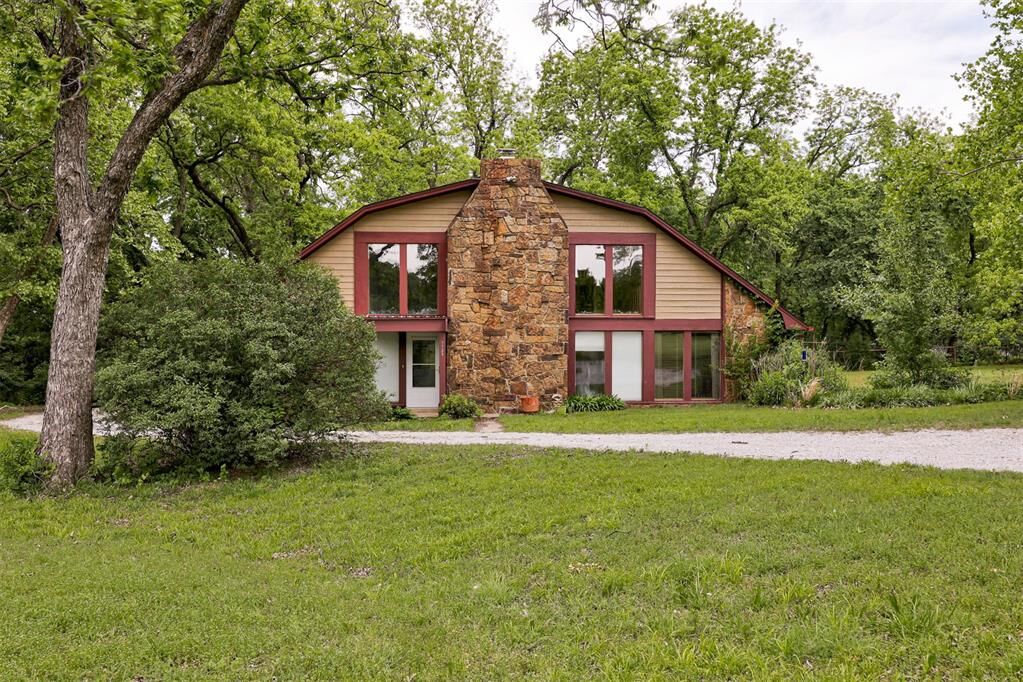 Property Photo:  7725 Cemetery Road  OK 73068 