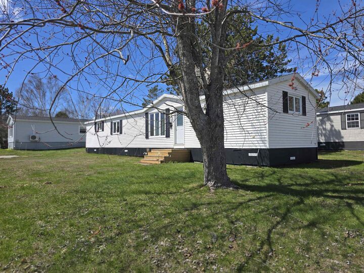 88 Mariner Drive — photo 1