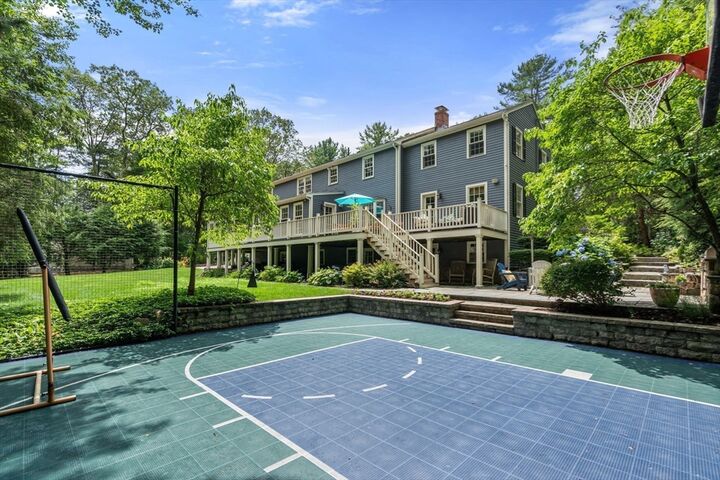 Property Photo:  80 Pokonoket Ave  MA 01776 