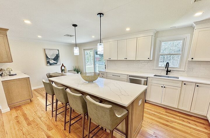 Property Photo:  362 Center St  MA 02339 