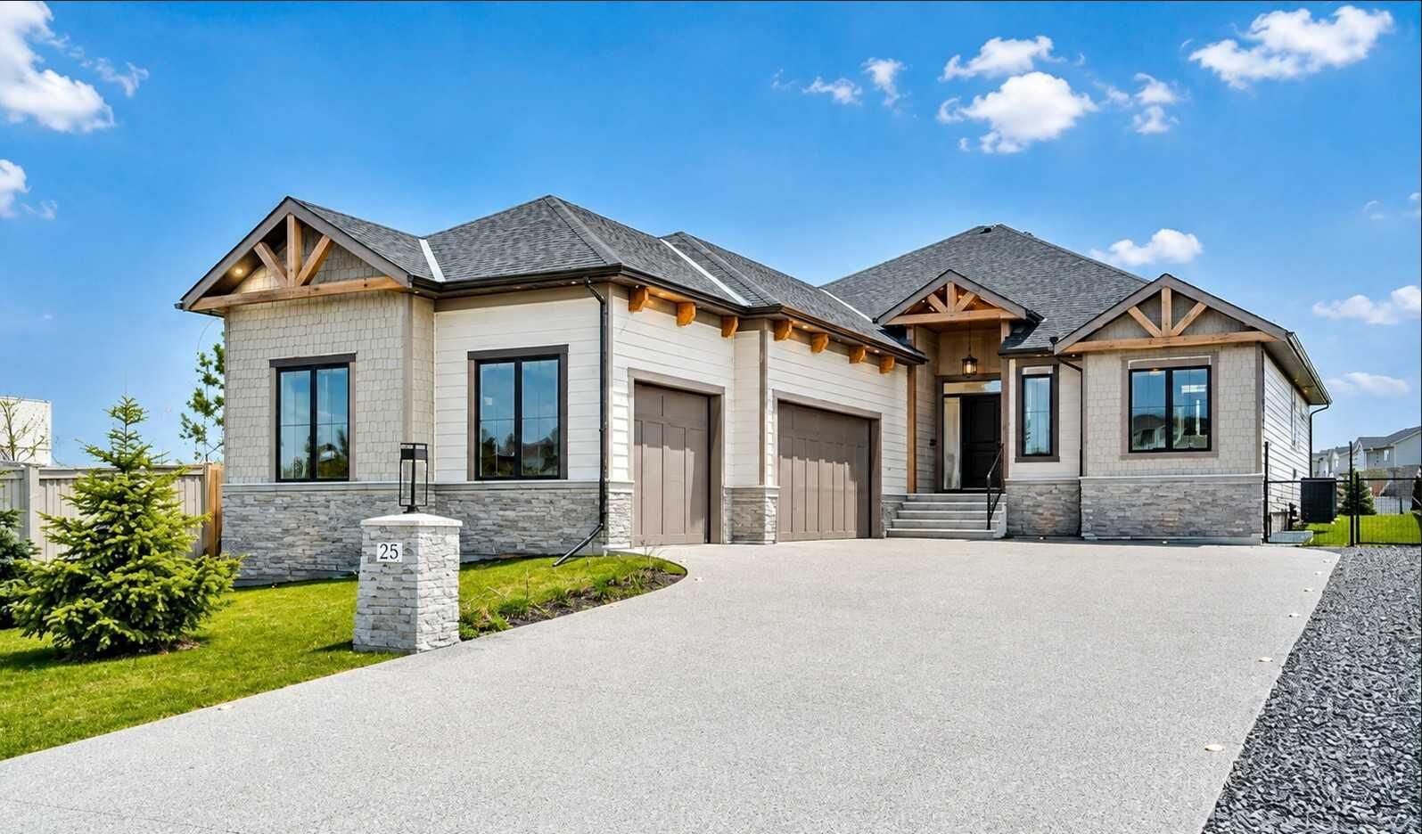 Property Photo: 25 Cimarron Estates Gate AB T1S 0M9