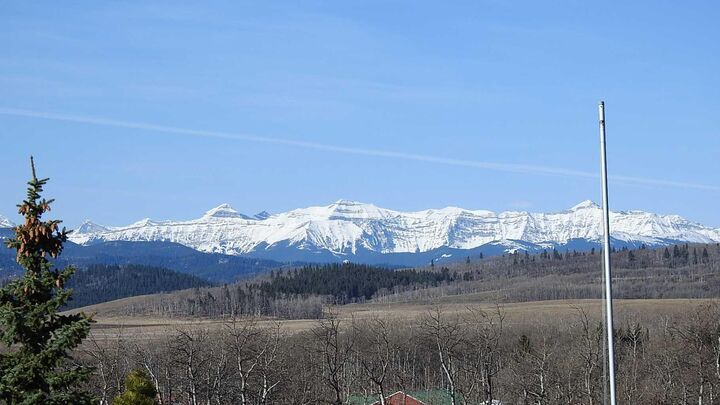 Property Photo:  240074 Highway 546  AB T0L 2A0 