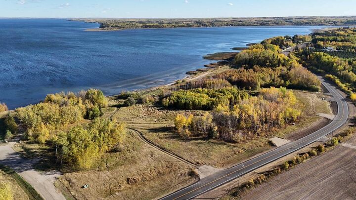 Photo de la propriété:  10 Campsite Road  AB T0A 2T0 