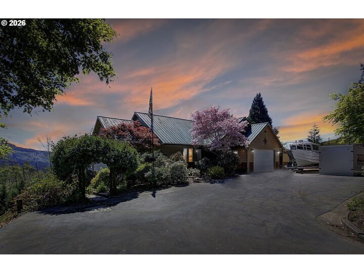 Property Photo:  440 Fredrickson Rd  WA 98674 