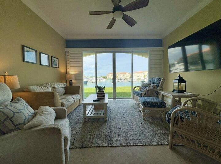 Property Photo:  14 W Harbour Isle Dr Drive W 106  FL 34949 