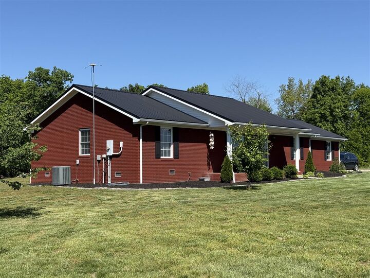 Property Photo:  1055 Roseburg Road  KY 42729 