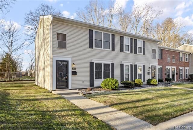 Property Photo:  1603 Orchard Drive  MI 48188 