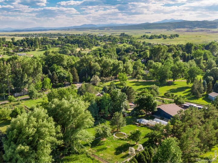 Property Photo:  500 Apple Blossom Lane  CO 80526 