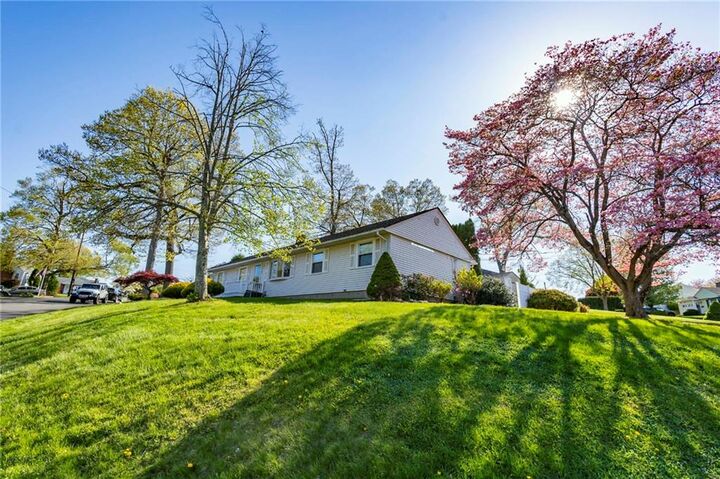 Property Photo:  7 Plymouth Road  RI 02904 
