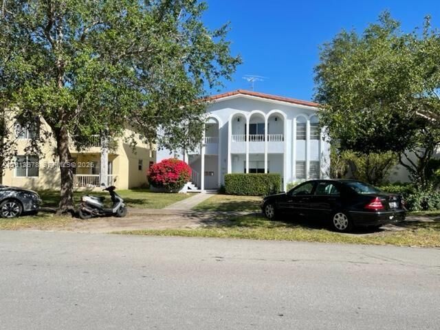 Property Photo:  517 Menendez Ave -  FL 33146 