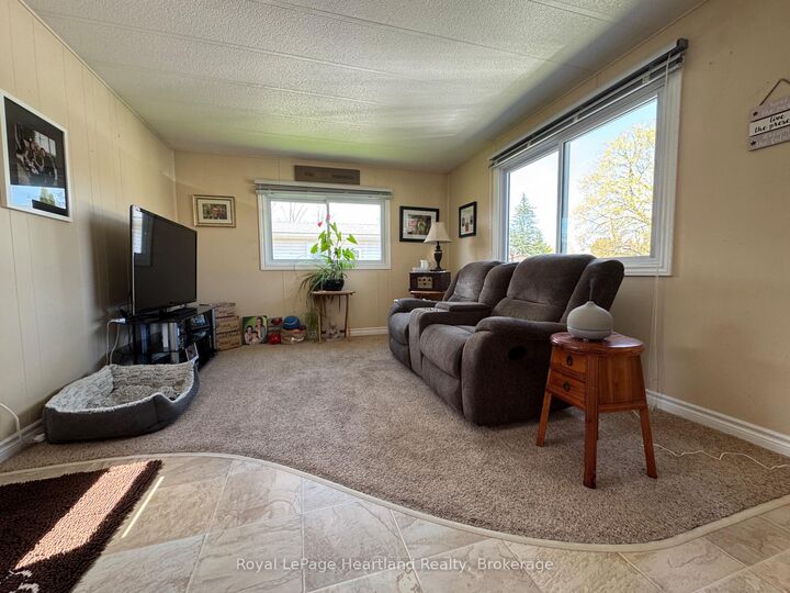 Property Photo:  39724 Amberley Road 36  ON N0G 2W0 