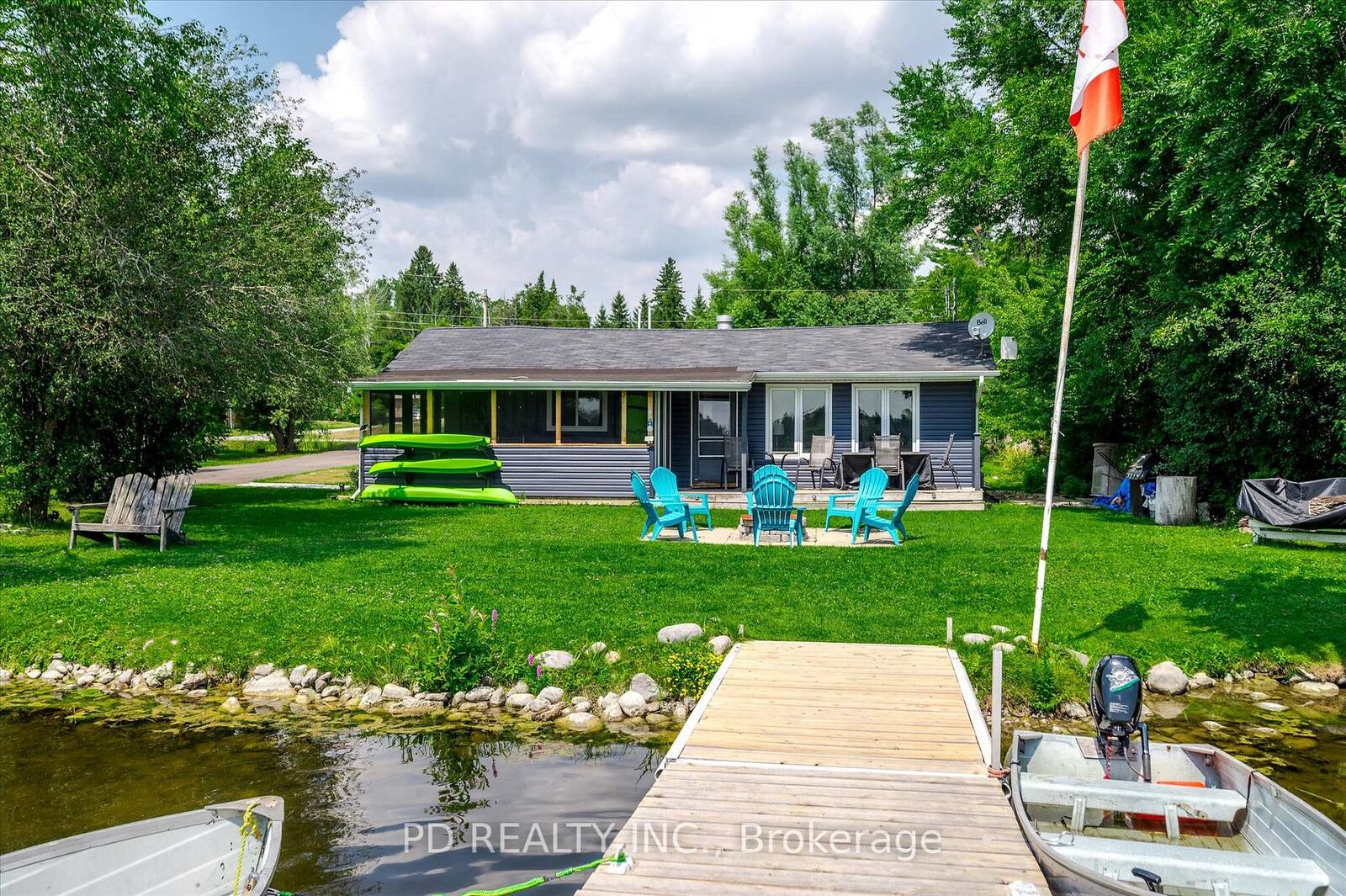 Property Photo: 9 Charlotte Crescent ON K0L 2W0