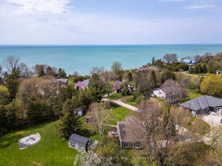 Property Photo:  72234 Lakeshore Drive  ON N0M 1N0 