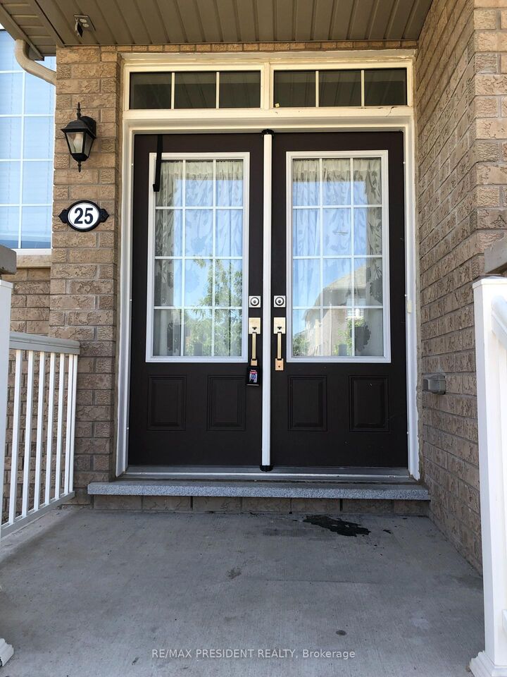 Property Photo: 25 Seanesy Drive ON L3B 0G5