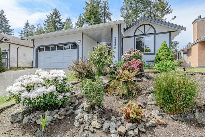 Property Photo: 3556 Arbutus Dr S BC V8H 0K8