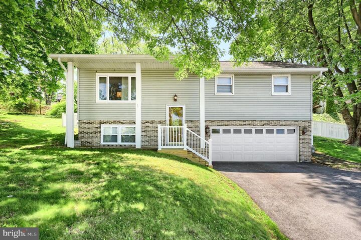 Property Photo: 650 Mundis Mill Road PA 17406