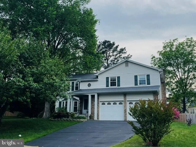 Property Photo:  13907 Quietway Court  VA 20151 