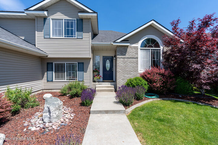 Property Photo:  315 E Titanium Ct  ID 83854 